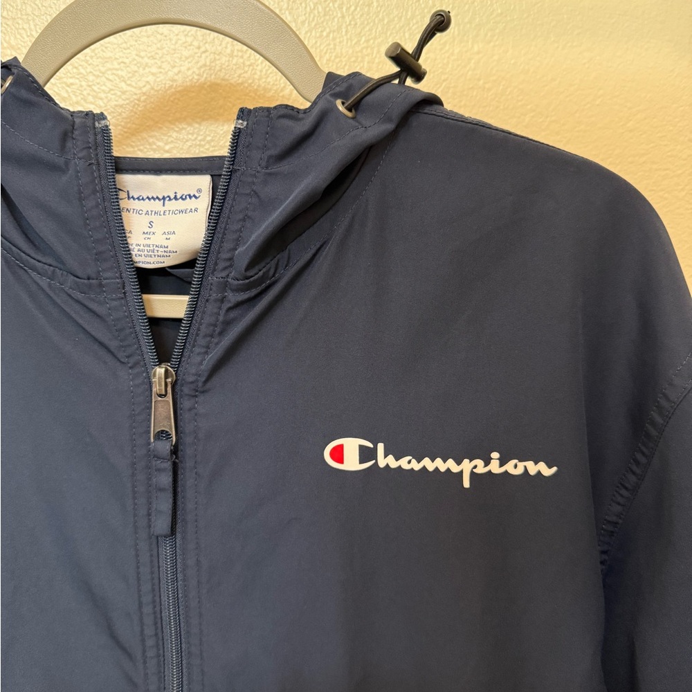 Champion windbreaker light weight